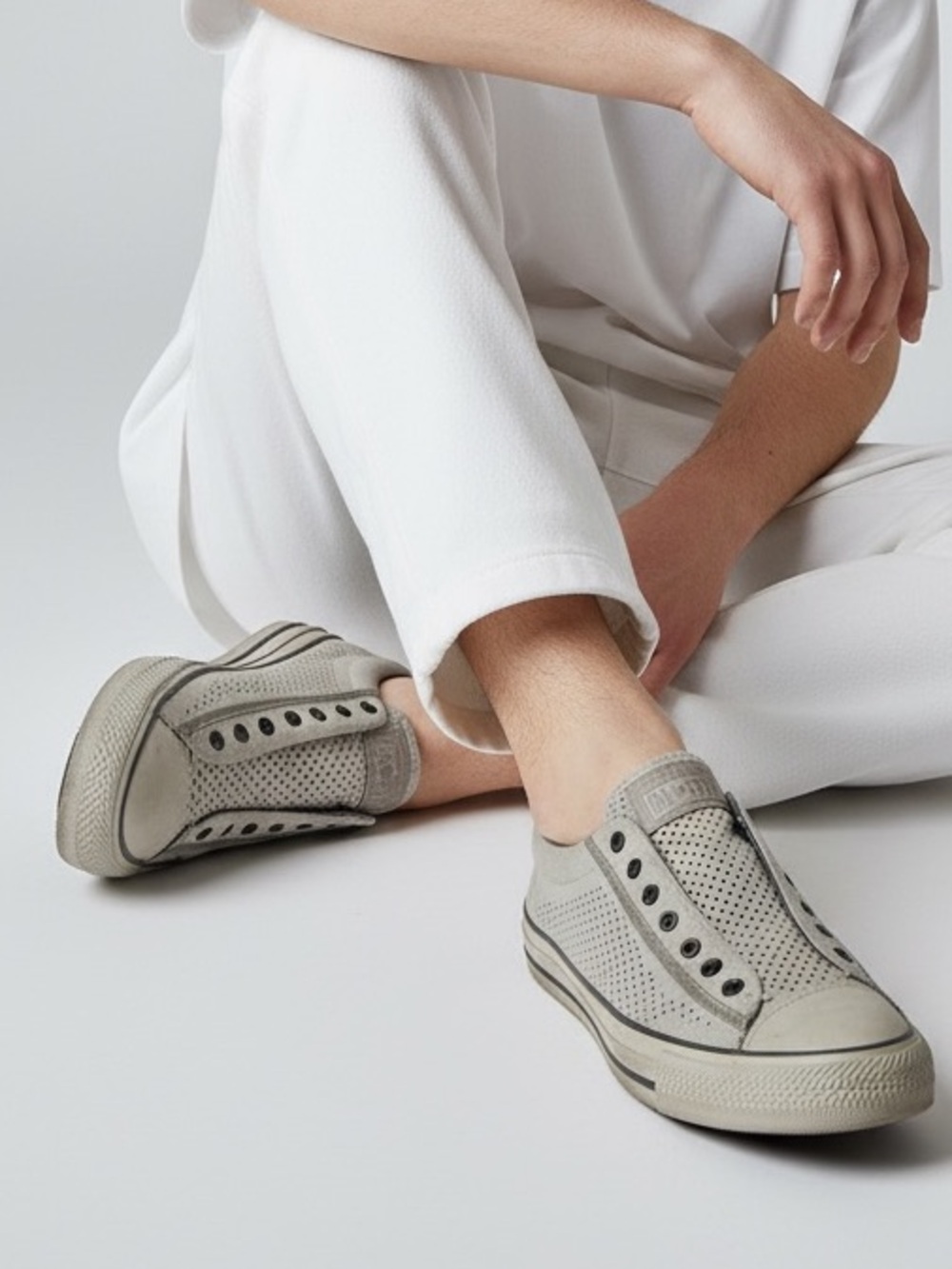 Converse x John Varvatos Men Slip-On Perforated Sneakers Light Gray Size 8.5